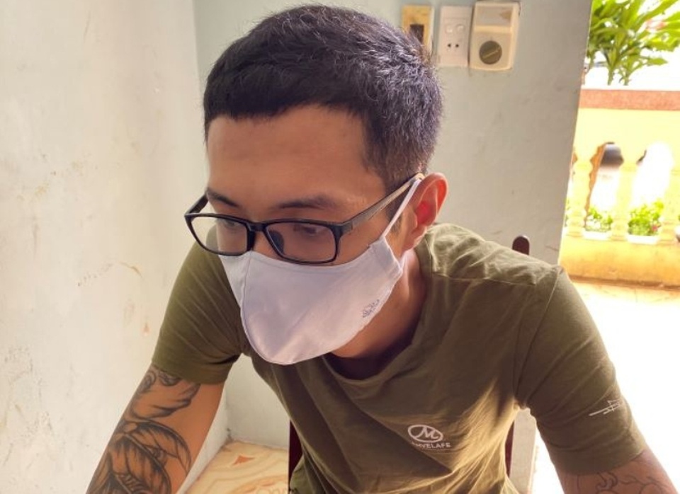 Lập tài khoản facebook nhận chuyển đồ, nam thanh niên lừa đảo hơn 2 tỷ đồng - 1 Lập tài khoản facebook nhận chuyển đồ, nam thanh niên lừa đảo hơn 2 tỷ đồng - 1