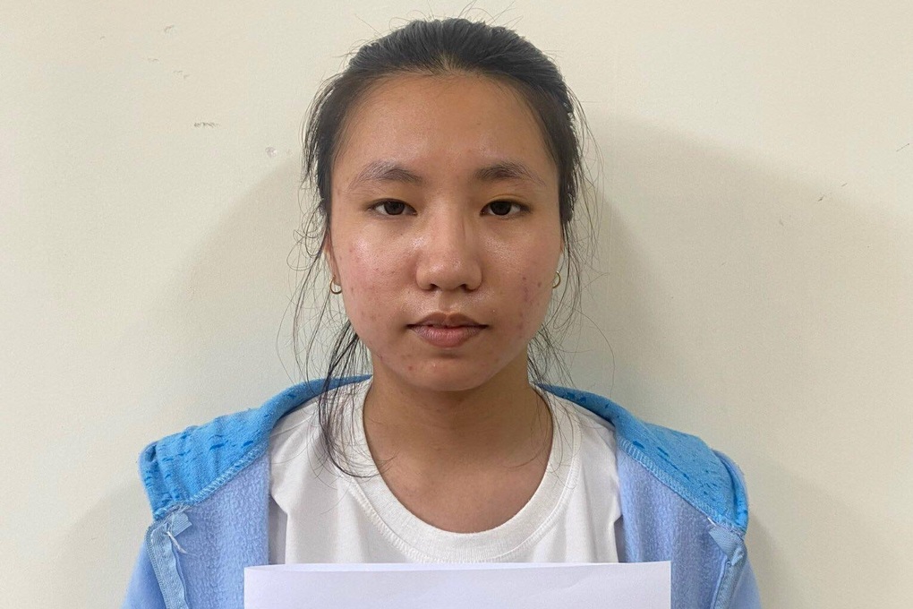 Em gái mưa chuyên lừa tiền qua Facebook ở Đà Nẵng - 1 Em gái mưa chuyên lừa tiền qua Facebook ở Đà Nẵng - 1