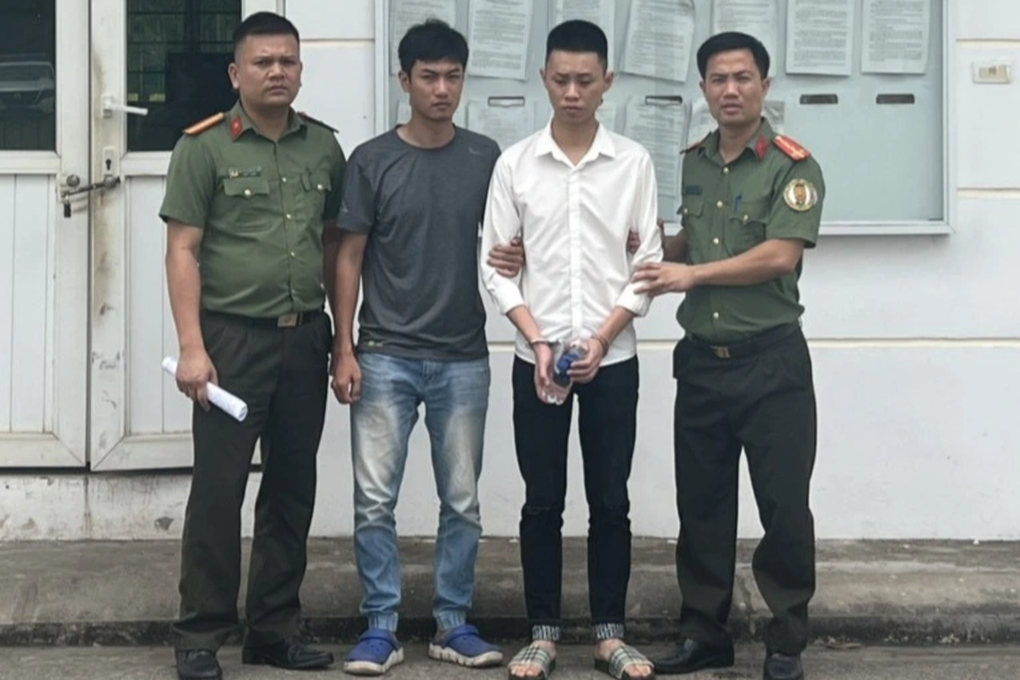 Đối tượng truy nã bị bắt khi đi làm hộ chiếu để trốn ra nước ngoài - 1 Đối tượng truy nã bị bắt khi đi làm hộ chiếu để trốn ra nước ngoài - 1