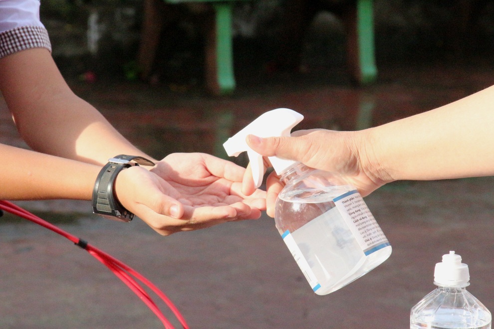 Hà Tĩnh: Học sinh háo hức trong buổi học trực tiếp đầu tiên - 1 Hà Tĩnh: Học sinh háo hức trong buổi học trực tiếp đầu tiên - 1