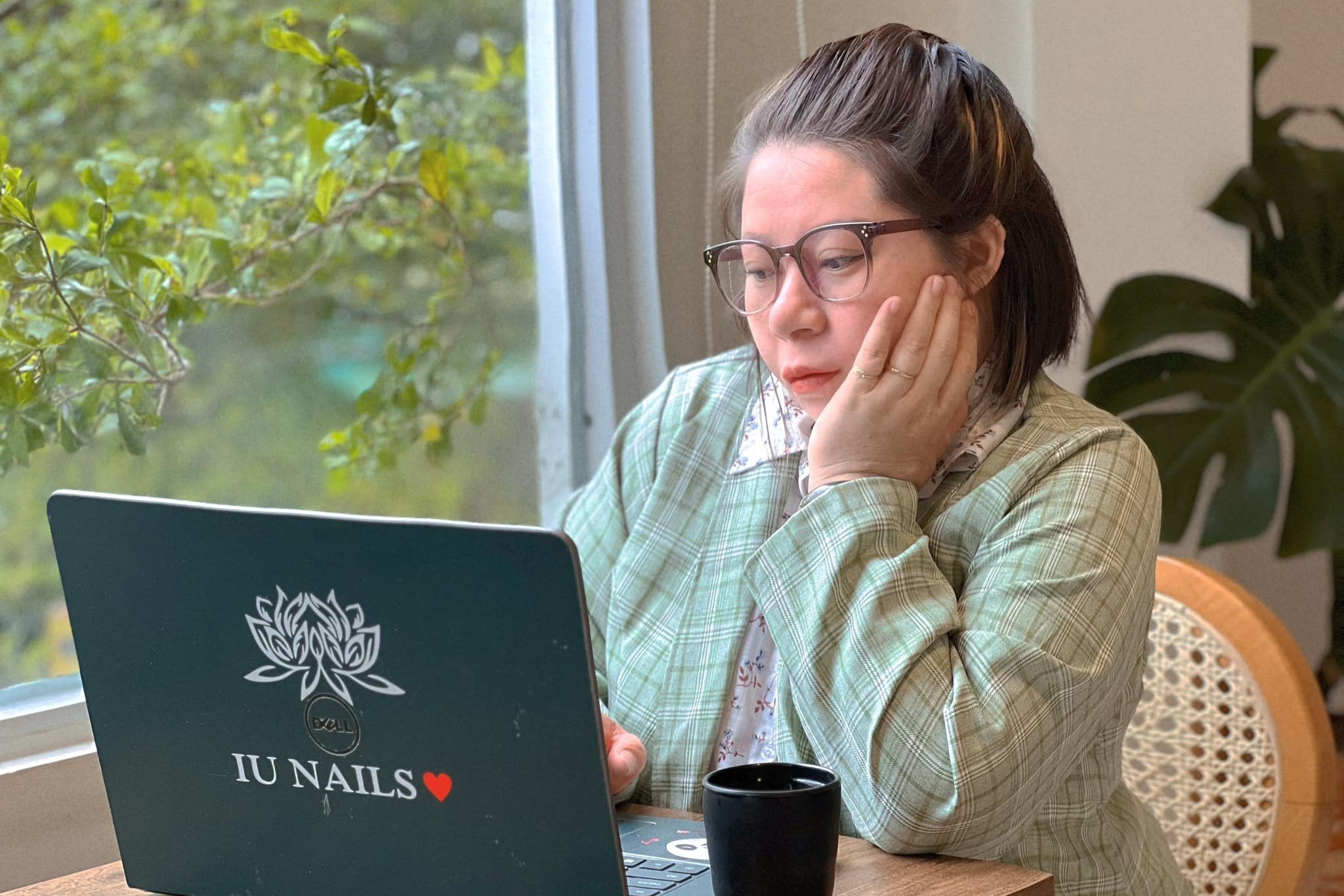 Hạnh phúc mới của người mẹ trẻ 5 năm sau khi bị chồng cũ châm lửa đốt - 1 Hạnh phúc mới của người mẹ trẻ 5 năm sau khi bị chồng cũ châm lửa đốt - 1