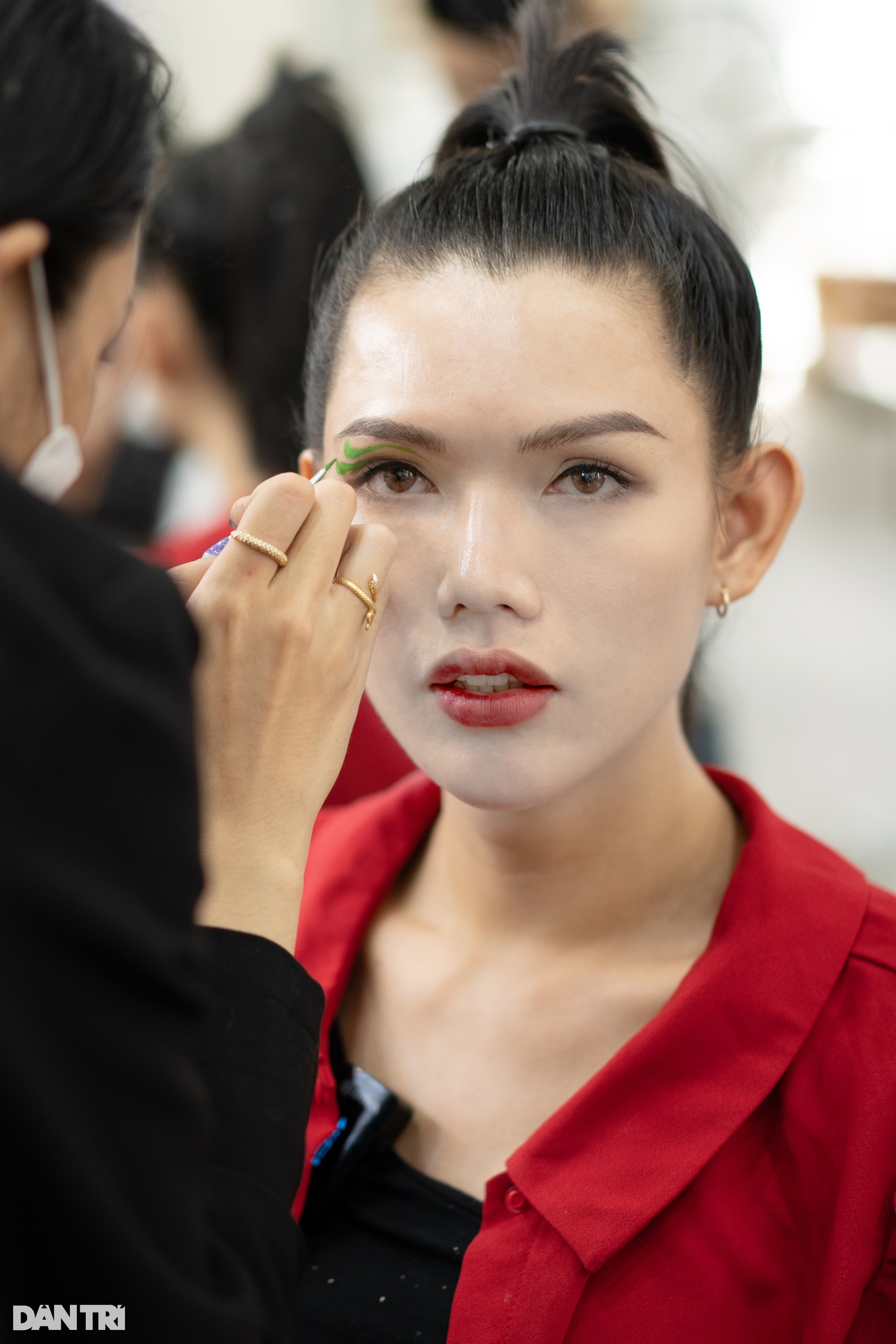 Mỹ nhân chuyển giới ở Hà Nội kể về giây phút chết đi sống lại trên bàn mổ - 13 Mỹ nhân chuyển giới ở Hà Nội kể về giây phút chết đi sống lại trên bàn mổ - 13