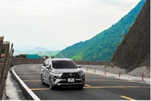 Giảm giá gần 40 triệu đồng, Toyota Veloz Cross làm nóng phân khúc MPV cỡ B