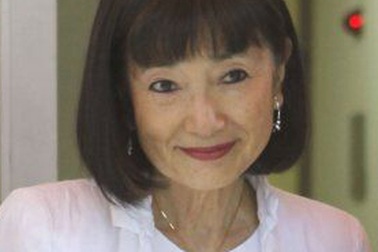 Phu nhân Thủ tướng Nhật tương lai “từng đi trên UFO”