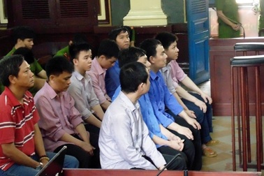 Xét xử đường dây mua bán bằng giả liên tỉnh