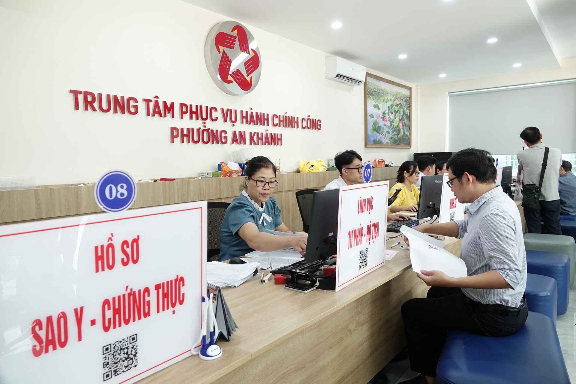 Có thể xem xét cho phép làm việc từ xa đối với cán bộ luân chuyển xa nhà - 4