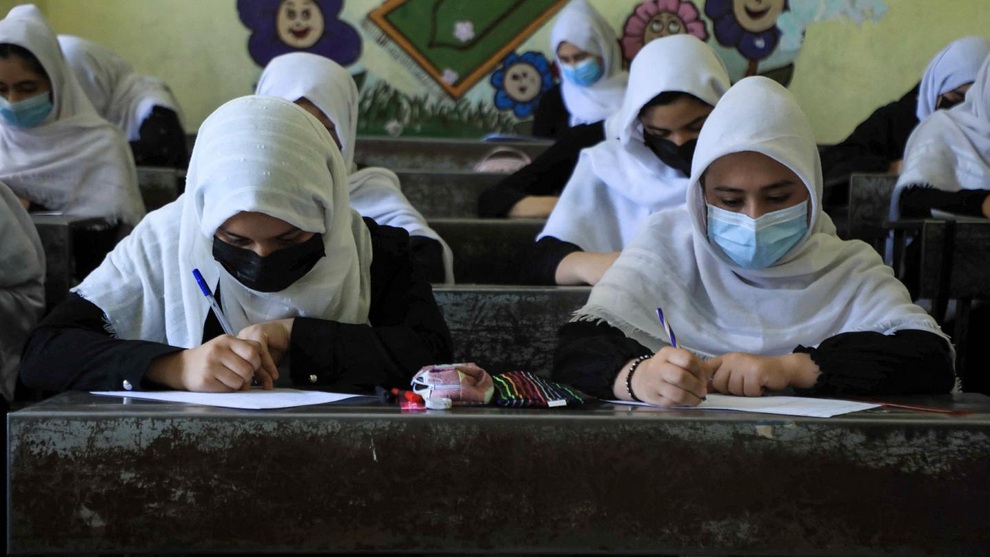 Taliban cấm nữ giới học trung học - 1 Taliban cấm nữ giới học trung học - 1