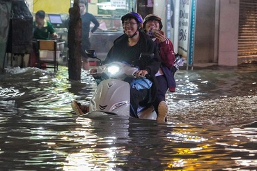 Nam Bộ có thể hứng 2 đợt mưa rất lớn trong tháng 10
