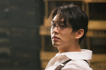 "Ảnh đế" Yoo Ah In tiếp tục dương tính với ma túy, chính thức mất vai