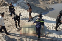 Tìm thấy thi thể tài xế xe múc bị nước cuốn mất tích ở Bình Dương