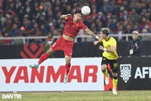 Malaysia tính kiện trọng tài, Văn Hậu khóa bình luận Facebook