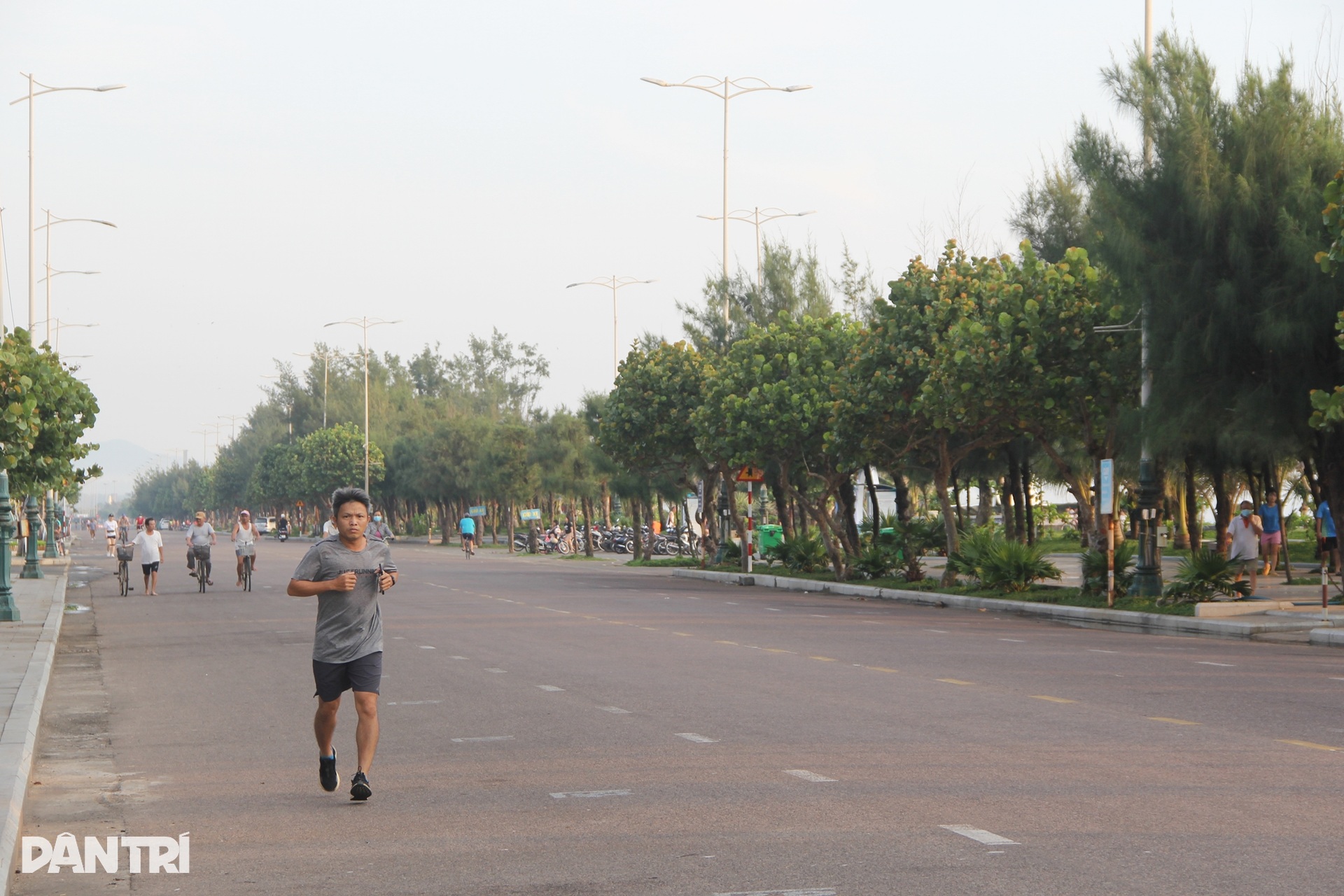 Ngắm 26 ha đất vàng ven biển Phú Yên dùng làm không gian công cộng - 10 Ngắm 26 ha đất vàng ven biển Phú Yên dùng làm không gian công cộng - 10