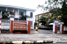 Cách chức Chi cục trưởng Chi cục Thủy sản Quảng Nam