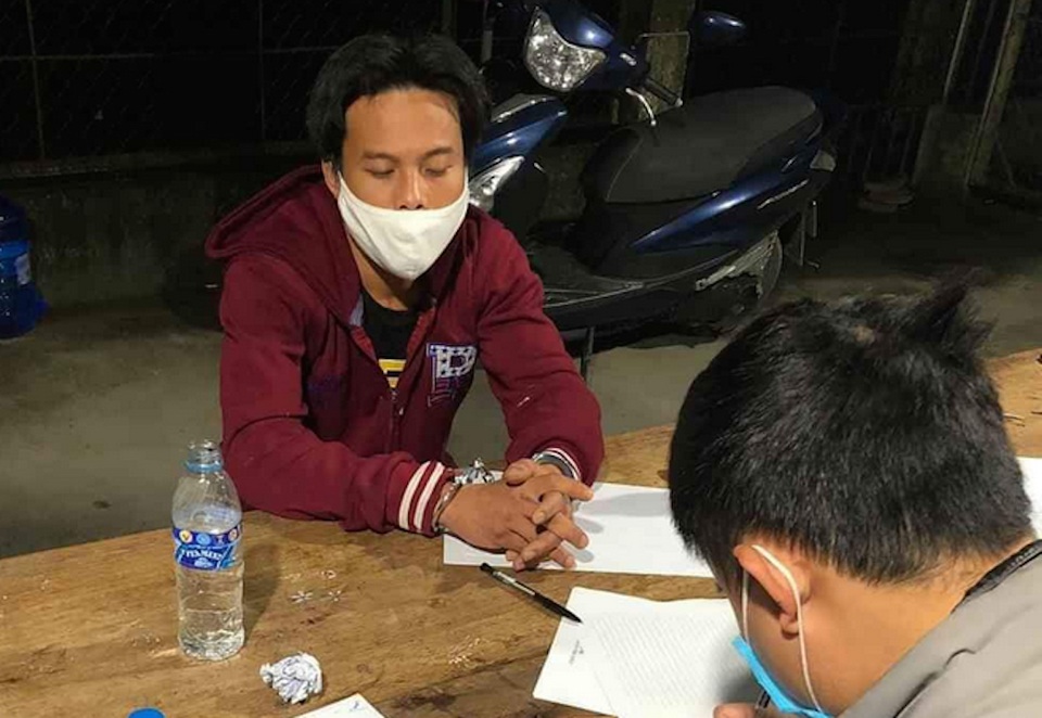 Bắt đối tượng giấu ma túy trong khu vực cách ly tập trung - 1 Bắt đối tượng giấu ma túy trong khu vực cách ly tập trung - 1