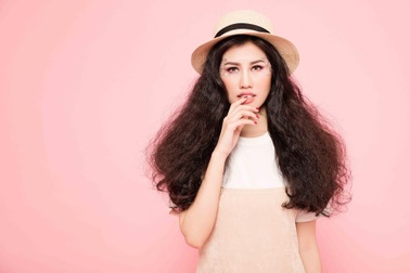 Hoa hậu Du lịch quốc tế ngọt ngào đón Valentine