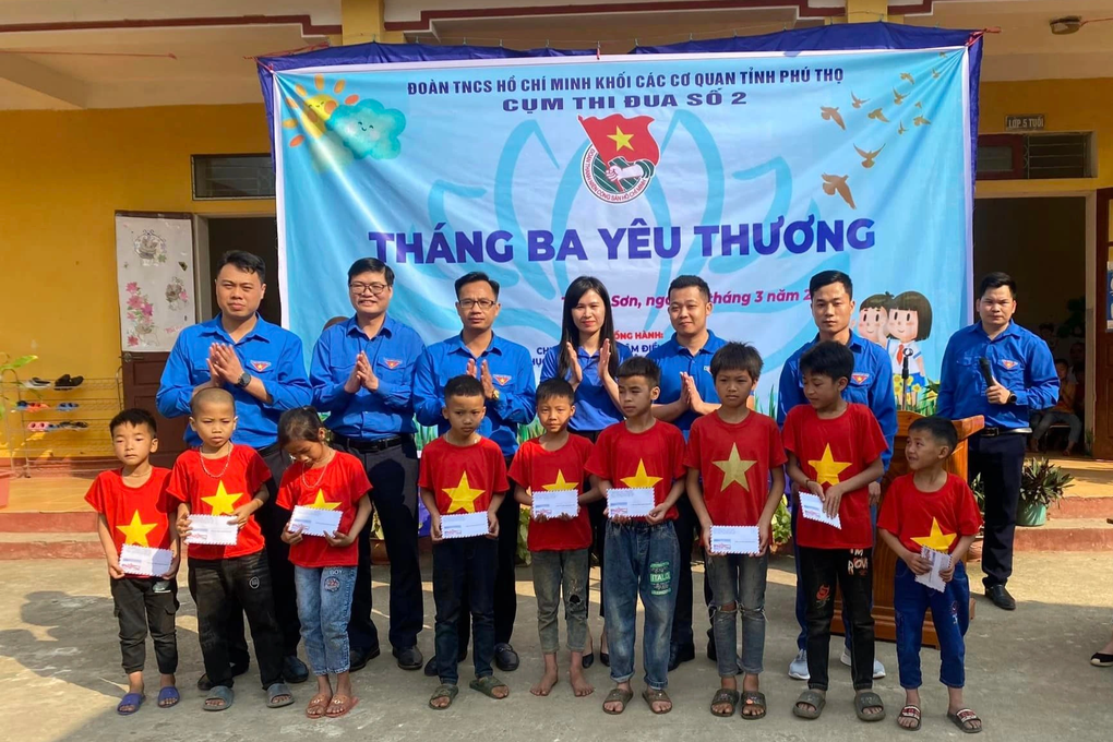 Tháng thanh niên xung kích, vì cộng đồng của tuổi trẻ Bộ LĐ-TBXH - 5 Tháng thanh niên xung kích, vì cộng đồng của tuổi trẻ Bộ LĐ-TBXH - 5