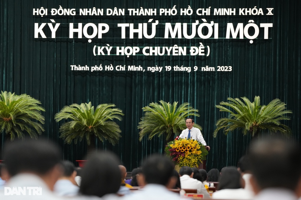 Bí thư TPHCM: Có người còn chưa đúng vai, chưa thuộc bài phải điều chỉnh - 1 Bí thư TPHCM: Có người còn chưa đúng vai, chưa thuộc bài phải điều chỉnh - 1