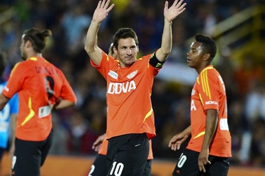 Ronaldo: “Messi vẫn là cầu thủ hay nhất thế giới”