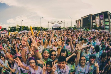 Vinhomes Riverside - Điểm đến hấp dẫn của đường chạy sắc màu 2016