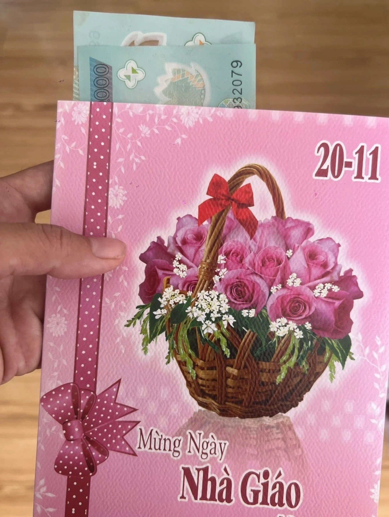 صندوق والدین پر از پول پاکت: خسته از مراسم تشییع جنازه مدرسه - 2 Quỹ phụ huynh toàn tiền phong bì: Mệt mỏi với hiếu hỉ ở trường học - 2