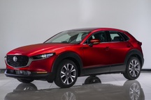 Mazda CX-3 và CX-30 giá từ 629 triệu đồng - Đấu Hyundai Kona, Toyota Cross