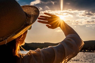 Ý tưởng giảm độ sáng Mặt Trời để ngăn khủng hoảng khí hậu có khả thi?