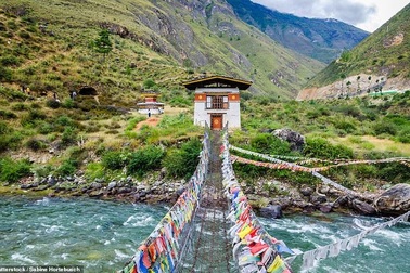 Chiêm ngưỡng vẻ đẹp mê hoặc của đất nước hạnh phúc nhất thế giới