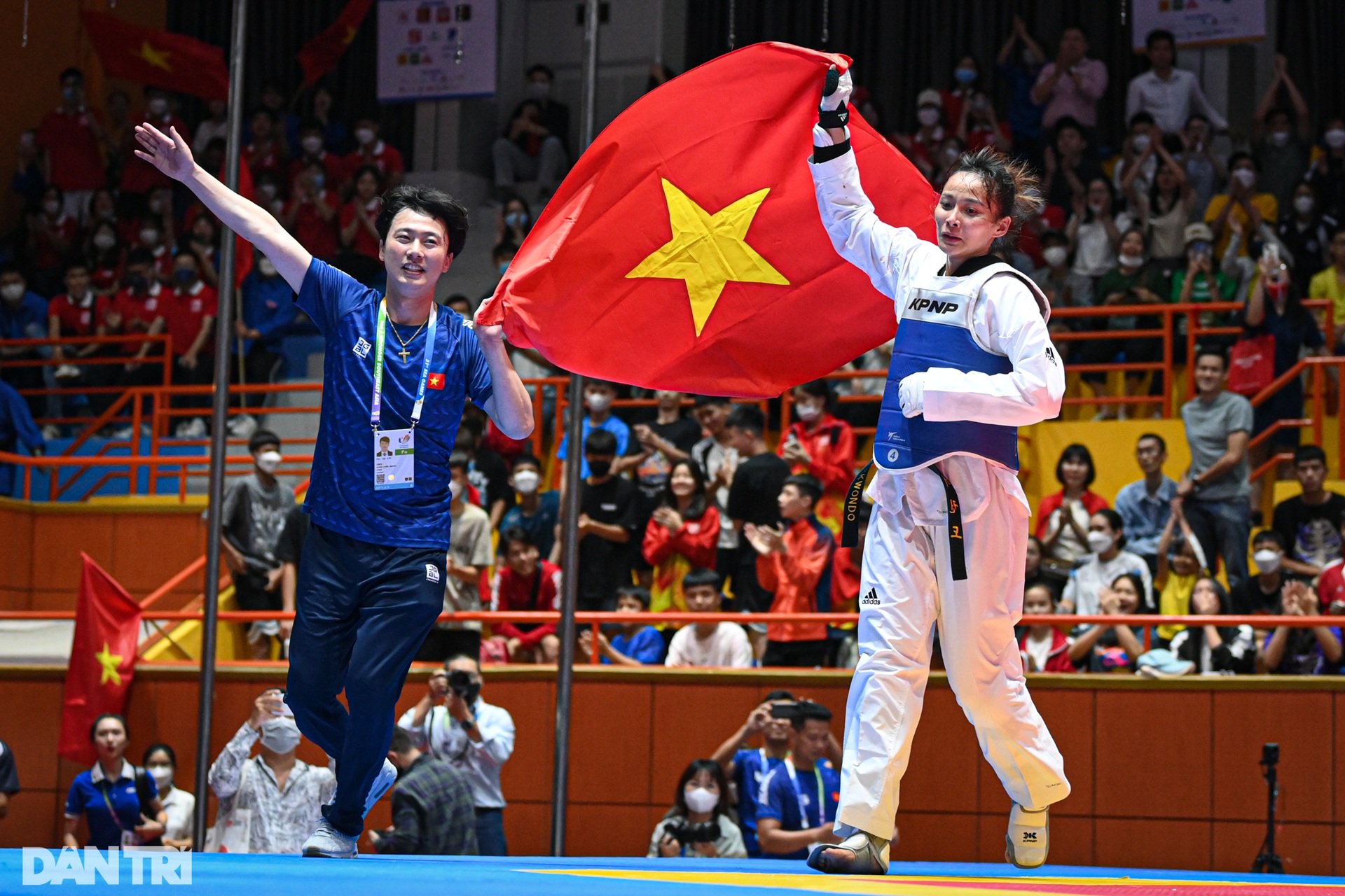 Bông hồng nở muộn của Taekwondo Việt Nam và thành quả HCV tại SEA Games - 18 Bông hồng nở muộn của Taekwondo Việt Nam và thành quả HCV tại SEA Games - 18