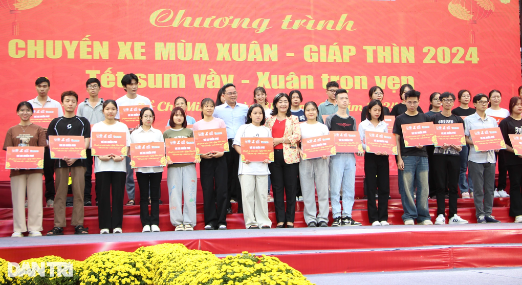 chuyen-xe-mua-xuan_Xuan-Truong-edited.jpeg chuyen-xe-mua-xuan_Xuan-Truong-edited.jpeg