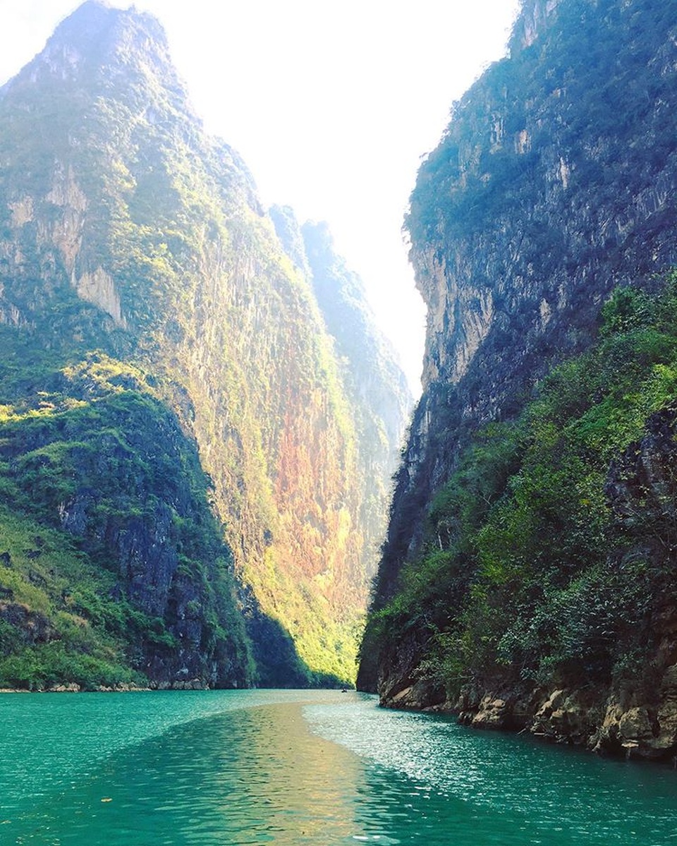 Lên Mã Pí Lèng chèo thuyền kayak, ngắm dòng sông Nho Quế thơ mộng - 6 Lên Mã Pí Lèng chèo thuyền kayak, ngắm dòng sông Nho Quế thơ mộng - 6