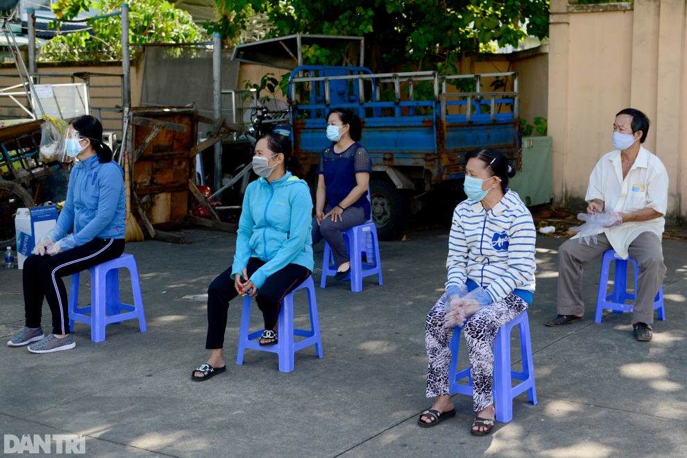 Siêu thị 0 đồng.jpg Siêu thị 0 đồng.jpg
