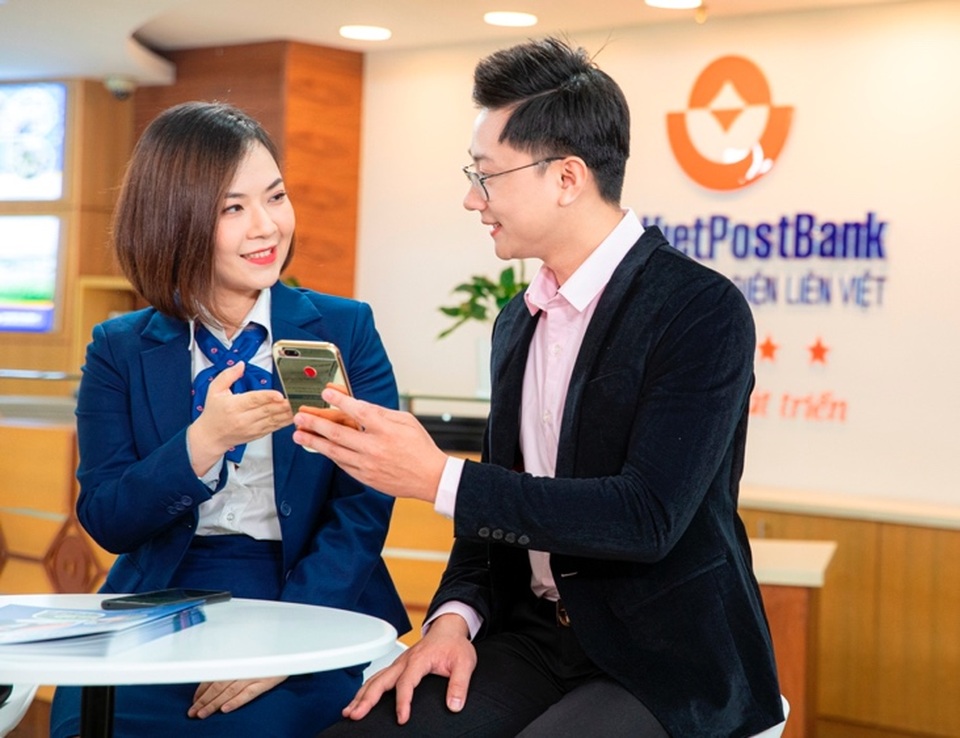 LienVietPostBank - Cùng cá nhân, hộ kinh doanh tiêu dùng vượt dịch - 2