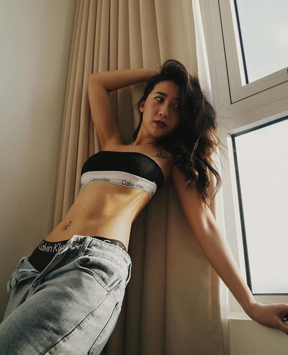 Hot girl Hà thành đốt cháy mùa hè bằng loạt ảnh diện bikini nóng bỏng - 13 Hot girl Hà thành đốt cháy mùa hè bằng loạt ảnh diện bikini nóng bỏng - 13