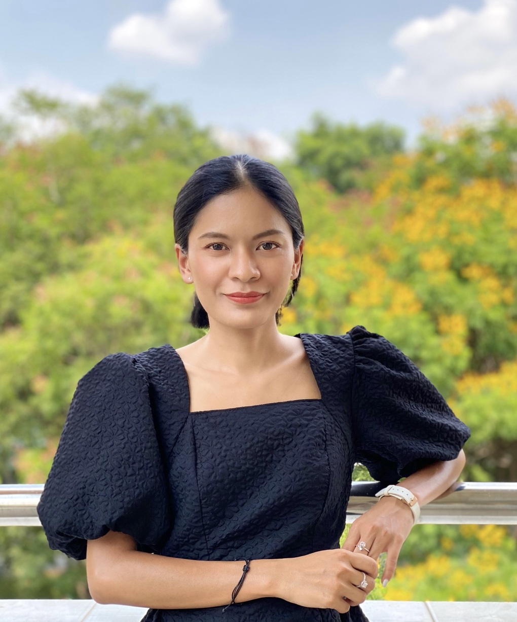 Trẻ chui xuống gầm bàn ăn trưa vì sợ bạn bè trêu chọc răng vẩu - 3 Trẻ chui xuống gầm bàn ăn trưa vì sợ bạn bè trêu chọc răng vẩu - 3