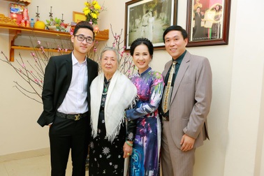 Lí do nghệ sĩ Lan Hương - Đỗ Kỷ không bao giờ to tiếng, ghen tuông