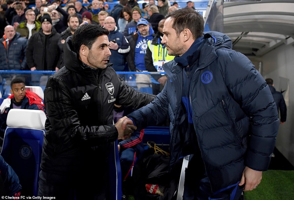 Thi đấu với 10 người, Arsenal vẫn ép Chelsea phải chia điểm - 3 Thi đấu với 10 người, Arsenal vẫn ép Chelsea phải chia điểm - 3