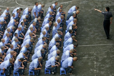 Nhà tù Trung Quốc gây tranh cãi vì ứng dụng thăm phạm nhân có tính phí