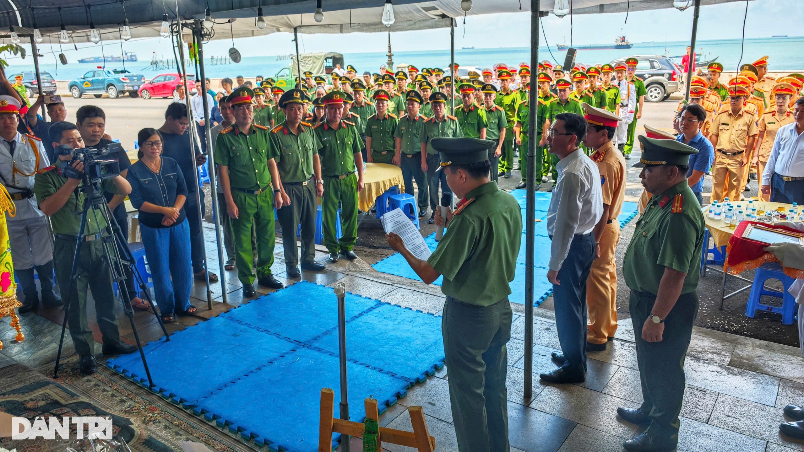 Đồng đội CSCĐ hy sinh ở Vũng Tàu: Khống chế đối tượng xong, hay tin bạn mất - 1 Đồng đội CSCĐ hy sinh ở Vũng Tàu: Khống chế đối tượng xong, hay tin bạn mất - 1