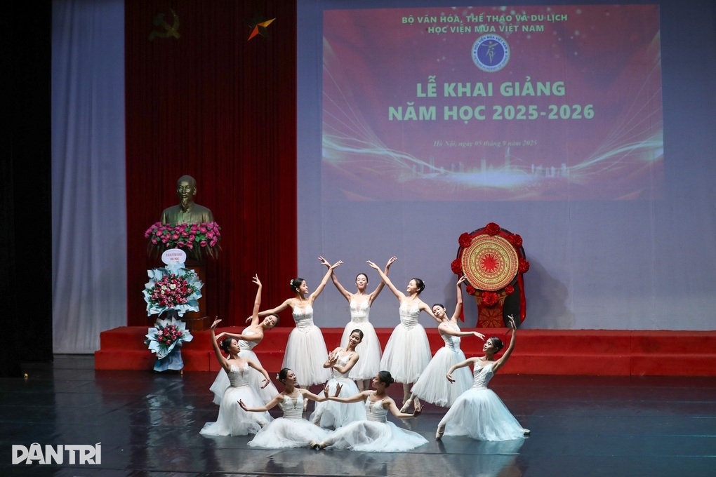 Cần tổ chức lại khung cơ cấu hệ thống giáo dục quốc dân trong giai đoạn mới - 2 Cần tổ chức lại khung cơ cấu hệ thống giáo dục quốc dân trong giai đoạn mới - 2