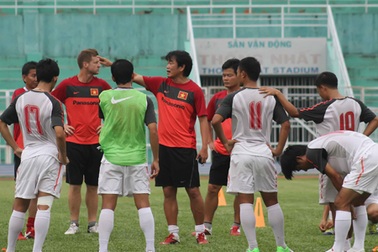 ĐT Việt Nam đến Thái Lan mà không có Phước Vĩnh?