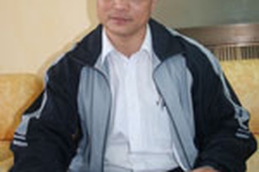 Lúng túng việc xử lý “cô Chín” chữa bệnh