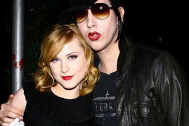 Marilyn Manson và Evan Rachel Wood đã đính hôn