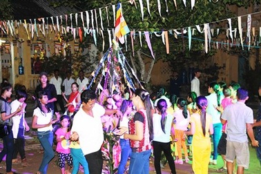 Bà con đồng bào Khmer tất bật đón Tết Chôl Chnăm Thmây