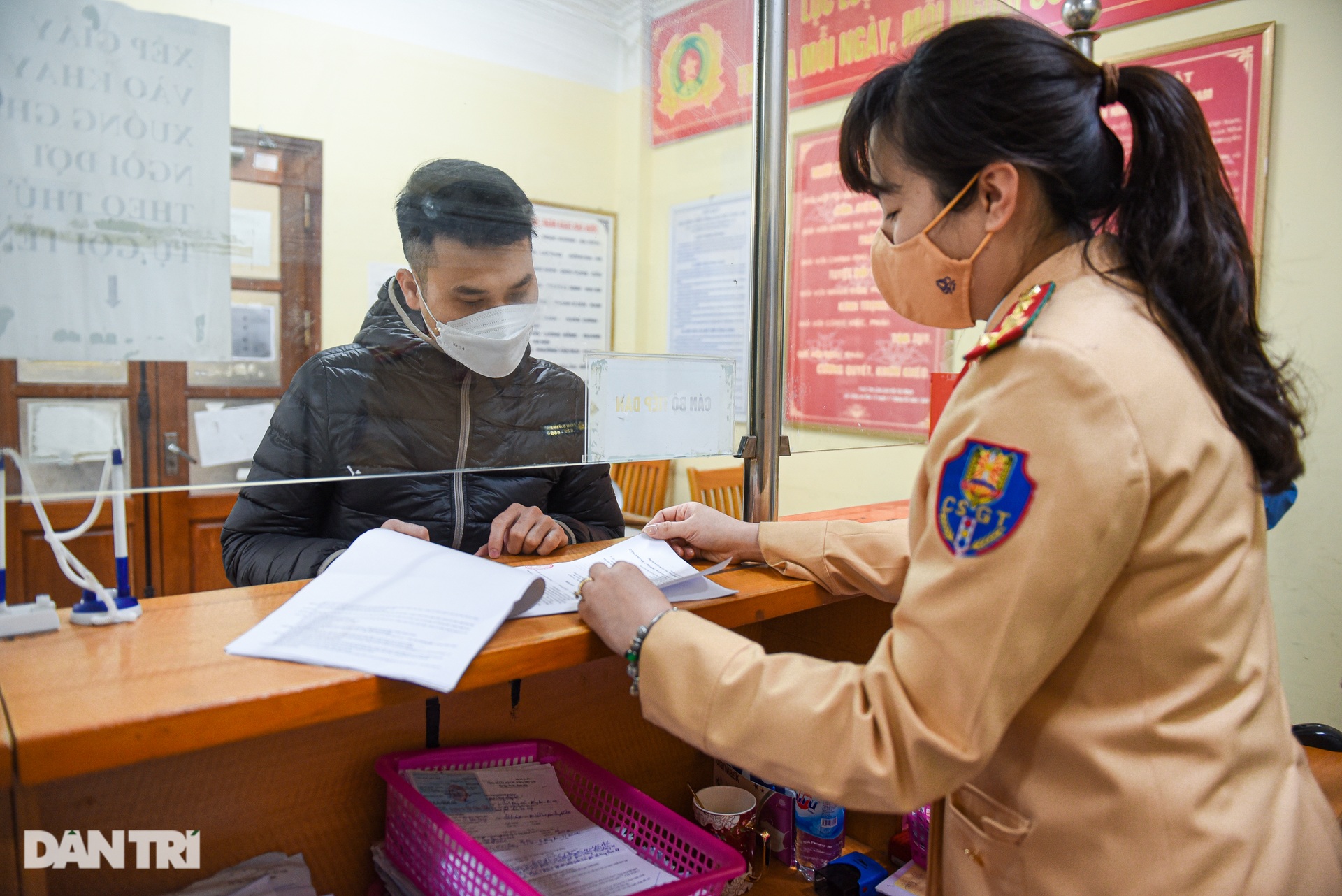 Những bông hồng vàng của CSGT Hà Nội - 10 Những bông hồng vàng của CSGT Hà Nội - 10