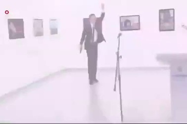 Đại sứ Nga bị bắn ở Ankara: Thêm tiết lộ sốc