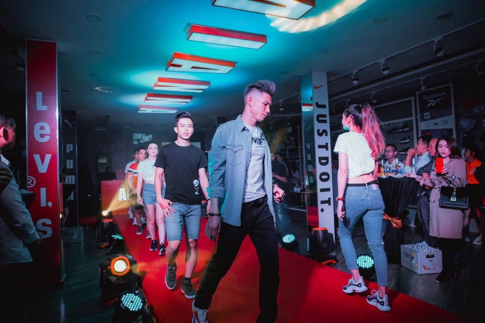 Amianna Store – nơi mang làn gió mới đến thời trang khu vực Tây Nguyên - 3 Amianna Store – nơi mang làn gió mới đến thời trang khu vực Tây Nguyên - 3