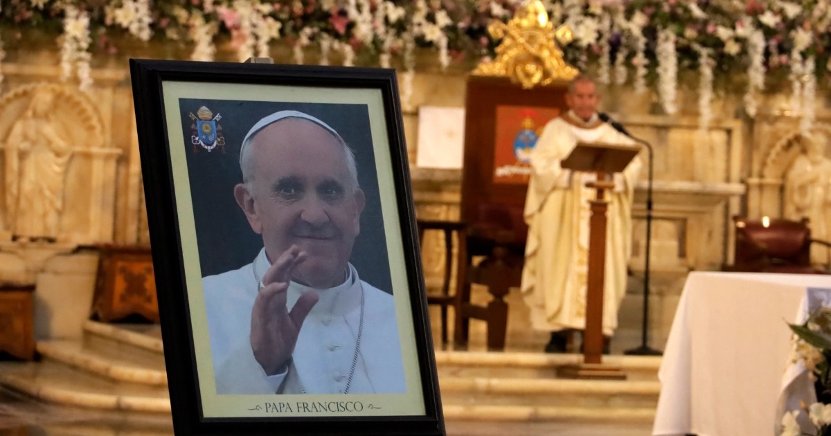 Bên trong "vành đai thép" bảo vệ tang lễ Giáo hoàng Francis