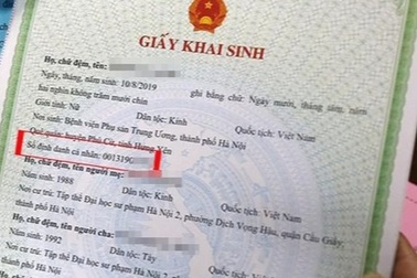 Nhiều trẻ em chưa có số định danh cá nhân vì đường truyền bị... mất kết nối