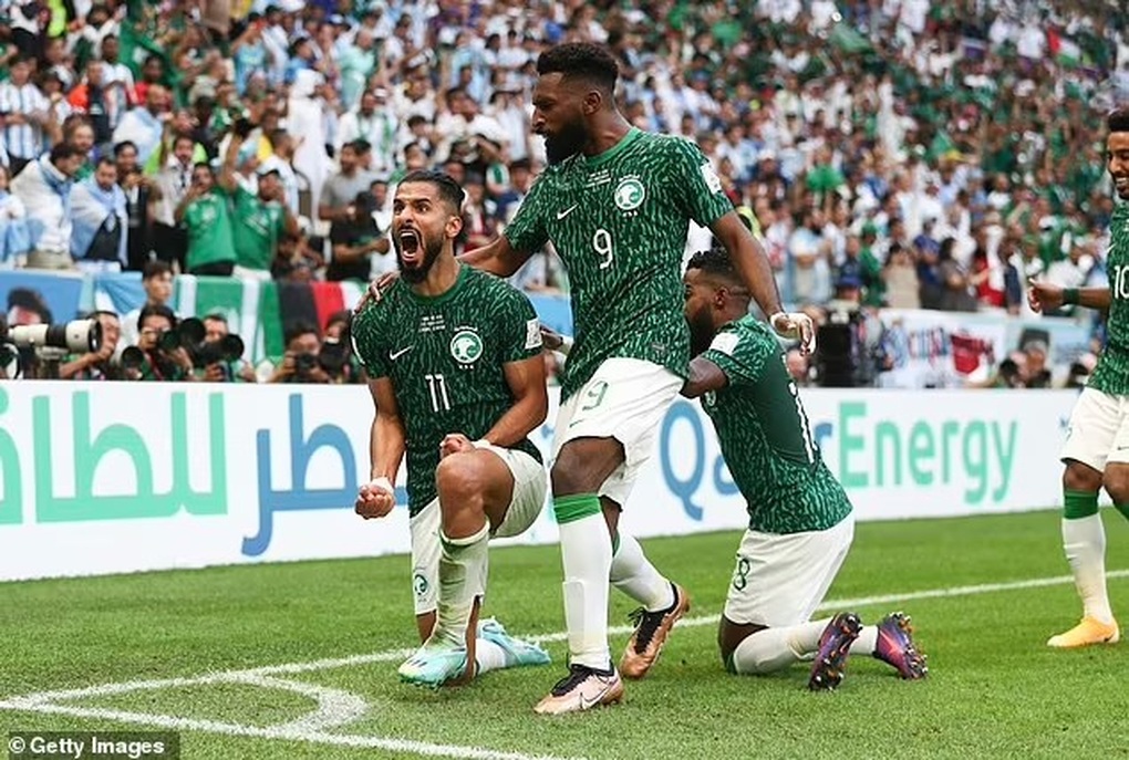 Argentina thua Saudi Arabia, cổ động viên mất trắng gần 4 tỷ đồng - 2 Argentina thua Saudi Arabia, cổ động viên mất trắng gần 4 tỷ đồng - 2