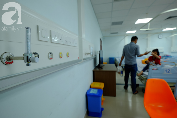 Lên Sài Gòn thăm con trai lớn, lấy tiền mua sữa cho con út, người cha tử nạn dưới bánh xe container trên đường về - Ảnh 4. Lên Sài Gòn thăm con trai lớn, lấy tiền mua sữa cho con út, người cha tử nạn dưới bánh xe container trên đường về - Ảnh 4.